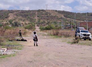 Localizan en bolsas, los restos de dos personas en la colonia Valle de Joya en León.