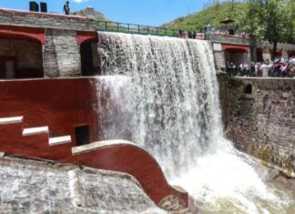 Capitalinos cumplen un año más con la Apertura de la Presa de la Olla.