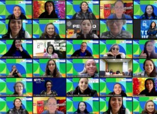 Las mujeres tenemos un liderazgo importante, y es el que se requiere para un mundo global; destacó la maestra Sophia Huett López