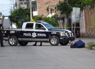 Esta mañana fue localizan el cuerpo sin vida de una persona envuelto en bolsas de plástico en la colonia Soledad de la Joya, en León