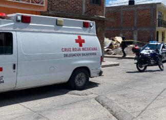 Ataque armado en una vivienda de la colonia Viveros en Salvatierra, dejo un saldo de dos personas lesionadas, una de las de gravedad.