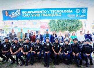 ENTREGA ALE GUTIÉRREZ EQUIPAMIENTO Y TECNOLOGÍA PARA LA SEGURIDAD PÚBLICA DE LEÓN