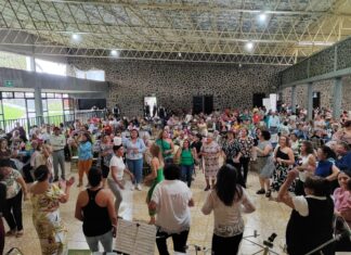 Festejan a los grande Día del Adulto Mayor en Salvatierra.