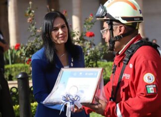 RECONOCE ALE GUTIÉRREZ DESEMPEÑO Y TRAYECTORIA DE ELEMENTOS DE PROTECCIÓN CIVIL