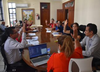 Aprueban segundo informe de gobierno por unanimidad