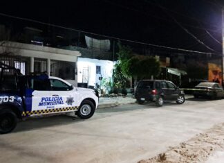 Ataque armado en una vivienda de la colonia Convive en León, dejo un saldo de un muerto y un herido, la noche de este martes.