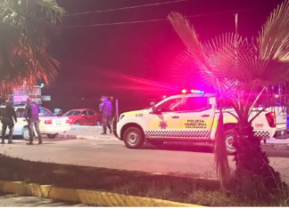 Murió en el hospital, el joven que fue atacado a balazos la noche de este jueves en la calle Leona Vicario esquina con Veracruz, en Salamanca.