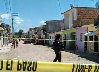 Una mujer fue localizada sin vida al interior de su domicilio en la colonia Lucio Cabañas en Irapuato.