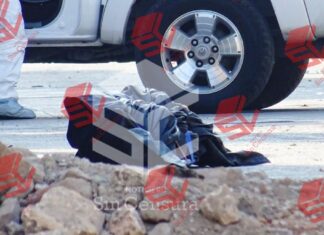 Esta mañana fue localizado el cuerpo de una mujer si vida, con impactos de arma de fuego y visibles huellas de violencia, en la colonia San Marcos en León.