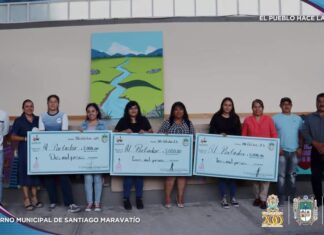 Concurso de carteles » Libre de Violencia», en Santiago Maravatío.