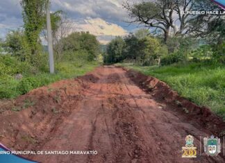 Inicia los trabajos de construcción del camino de acceso a la comunidad de El Monte, en Santiago MARAVATÍO.
