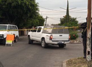 Dos hombres fueron asesinados a balazos en un inmueble de la Avenida Veleros en Celaya, la tarde de este jueves.