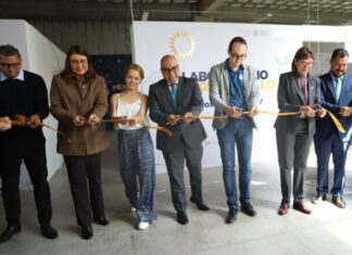 Se inaugura Idealab UG, semillero para el emprendimiento universitario y promoción del conocimiento.