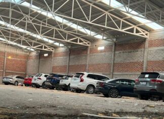 Recuperan autoridades vehículos robados en agencia de Villas del Juncal