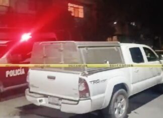 Indaga Fiscalía Estatal el hallazgo del cuerpo de una mujer en avanzado estado de descomposición, en un inmueble abandonado en la colonia Brisas del Campestre, en León.