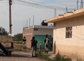 Un hombre y su hijo fueron asesinados a balazos al interior de su domicilio en la comunidad de Rincón de Tamayo, en Celaya.