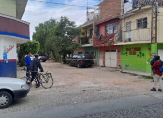 Localizan el cuerpo sin vida de una persona en bolsas de plástico, en la colonia El Coecillo en León.