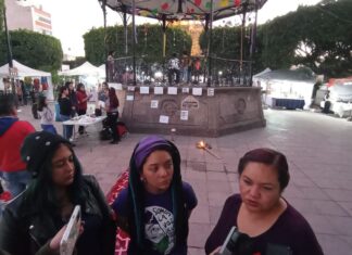Feministas conmemoran el #25N en Salamanca.