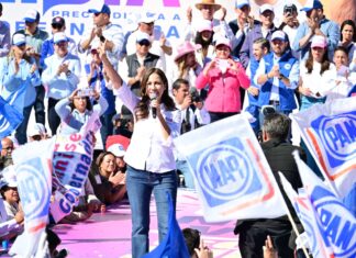 Arranca precampaña Libia Denisante, ante cientos de panistas de toda la entidad.