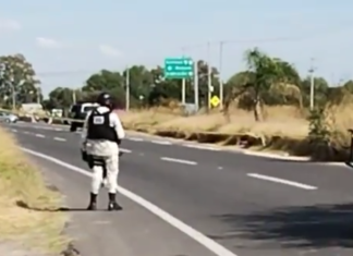 Enfrentamiento entre civiles armados y Agentes de Investigación Criminal de la Fiscalía Regional del Estado, dejo un saldo de tres civiles abatidos y dos agentes lesionados en Celaya.