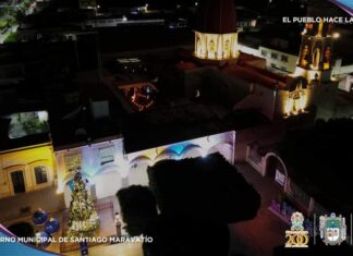 Iluminan edificios emblemáticos en conmemoración de los 200 años de Guanajuato, como estado libre y Soberano en Santiago Maravatío.