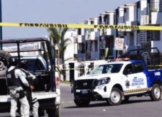 Motosicarios, asesinaron a una.persona en la colonia Brisas del Campestre en León.