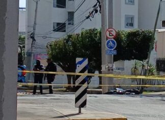 Motociclista fue asesinado a balazos debajo del puente de Anenecuilco, en Celaya.