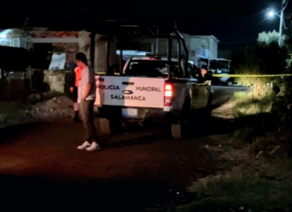 Un hombre fue ejecutado frente a su domicilio en la colonia Las Fuentes, en Salamanca.