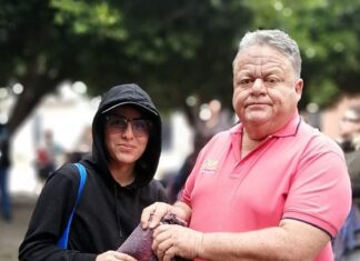 ENTREGA DE COBIJAS, DESPENSAS Y JUGUETES. EN YURIRIA.