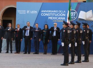 CONMEMORAN 107 ANIVERSARIO DE LA CONSTITUCIÓN POLÍTICA MEXICANA