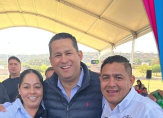 felicitaciones al gobernador, Diego Sinhue por su 6to Informe de Gobierno,