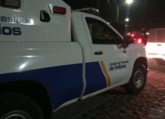 Dos hombres y una mujer fueron asesinados al interior de una vivienda en la colonia Villas Los Sauces, en Celaya.