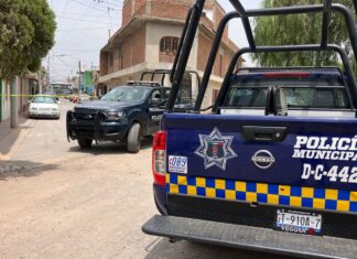 Un hombre fue atacado a balazos en la colonia TEPEYAC, en León; fue trasladado para su atención médica.