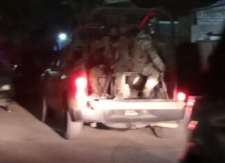 Localizan los cuerpos calcinados al interior de un vehículo incendiado en Celaya.