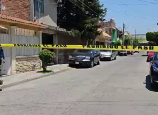 Un hombre fue asesinado en la puerta de su domicilio en la colonia San Isidro, en Salamanca.