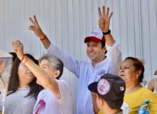 José Daniel Sámano, afirma que el cambio es urgente durante visita a San Pedro de los Naranjos