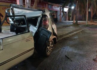 Conductora ebria arrollo a cuatro personas que viajaban e dos motocicletas en Celaya; dos de ellas resultaron graves