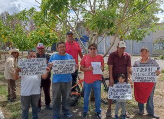 Vecinos denuncian que el camellón del Boulevard Sol, pretende ser vendido; señalan que familia de ex alcalde Genaro Carreño, se ostenta como propietaria.