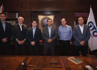 Empresarios y Diego Sinhhue acuerdan mesas de diálogo para revisar el FIDESSEG.