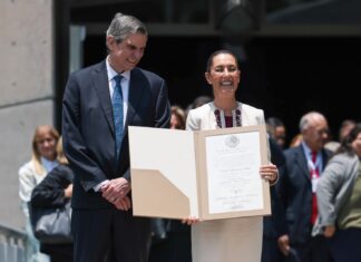 CLAUDIA SHEINBAUM RECIBE CONSTANCIA COMO PRESIDENTA ELECTA DE MÉXICO POR PARTE DEL TRIBUNAL ELECTORAL.
