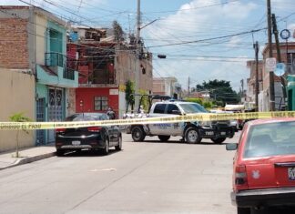 Tres hombres fueron asesinados a balazos al interior de una vivienda en la colonia Lindavista en Celaya.