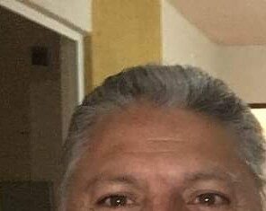 Agentes ministeriales detuvieron y golpearon al periodista Jose Luis Flores Villagómez, en Salvatierra