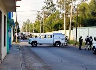 Ataque armado en la calle Tuxpan de la colonia San Isidro en Irapuato, dejo un saldo de dos personas asesinadas a balazos.