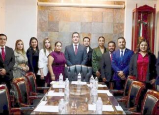 El Lic. Israel Mosqueda Gasca tomo protesta como alcalde de Valle de Santiago para el periodo 2024-2027.