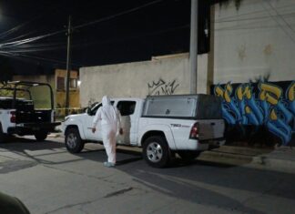 Ataque armado en una vivienda de la colonia Villas del Romeral, dejo un saldo de un muerto y un herido grave.