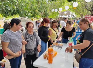 DIF Salvatierra Instala Puesto de Hidratación en el Panteón Municipal para Apoyar a Visitantes en Día de Muertos