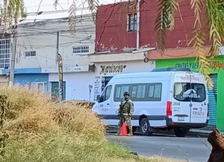 Motociclista es atacado a balazos en la colonia Imperial, en Celaya.