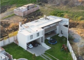 El expresidente de Salvatierra German Cervantes Vega ya tiene hasta un hotel en el jardín principal y el municipio con una deuda de más de 15 millones de pesos.