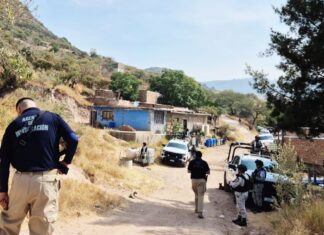 Localizan restos humanos en bolsas negras en el camino de acceso a la comunidad de Meza de Ibarrilla en León.