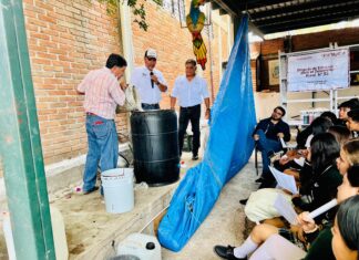 Presidente Municipal de Salvatierra Promueve Alternativas Sustentables para Productores y Estudiantes en San Pedro de los Naranjos